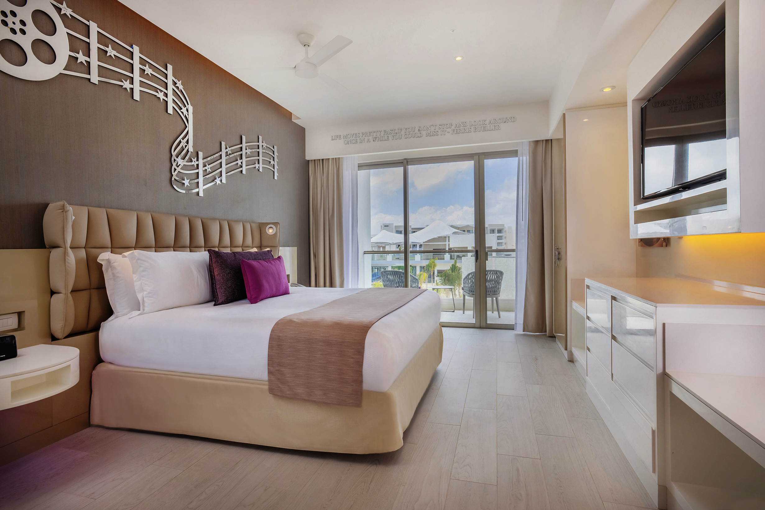 Planet Hollywood Adult Scene All Suites Cancun Room